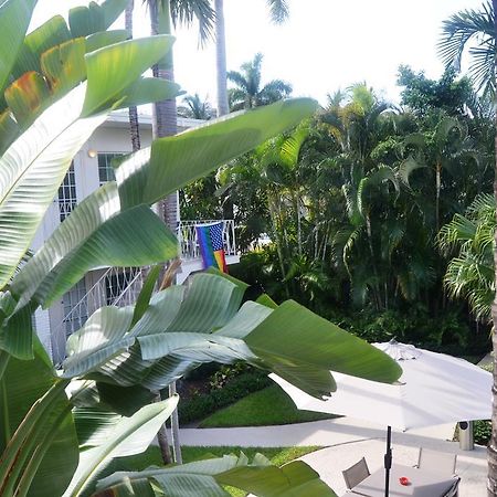 Grand Palm Plaza Hotel Fort Lauderdale Exterior photo