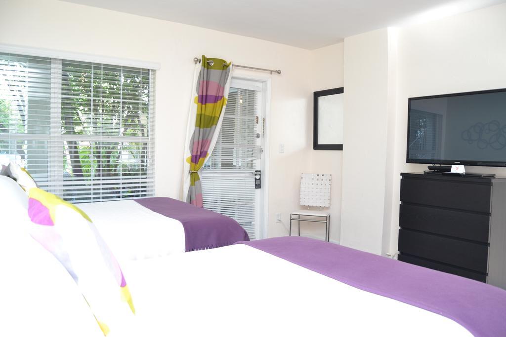 Grand Palm Plaza Hotel Fort Lauderdale Room photo