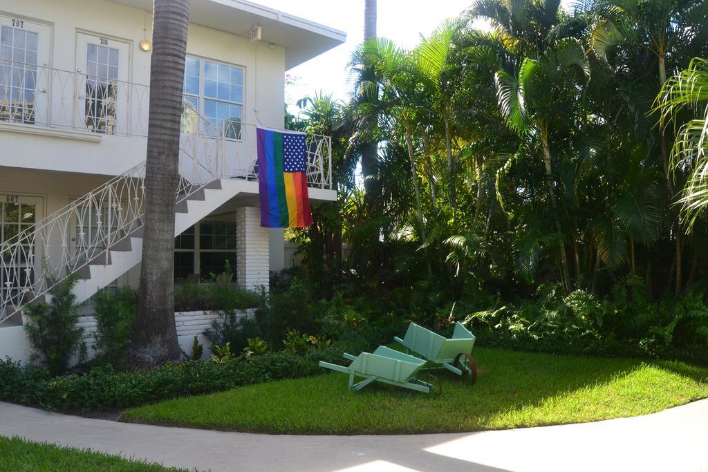 Grand Palm Plaza Hotel Fort Lauderdale Exterior photo