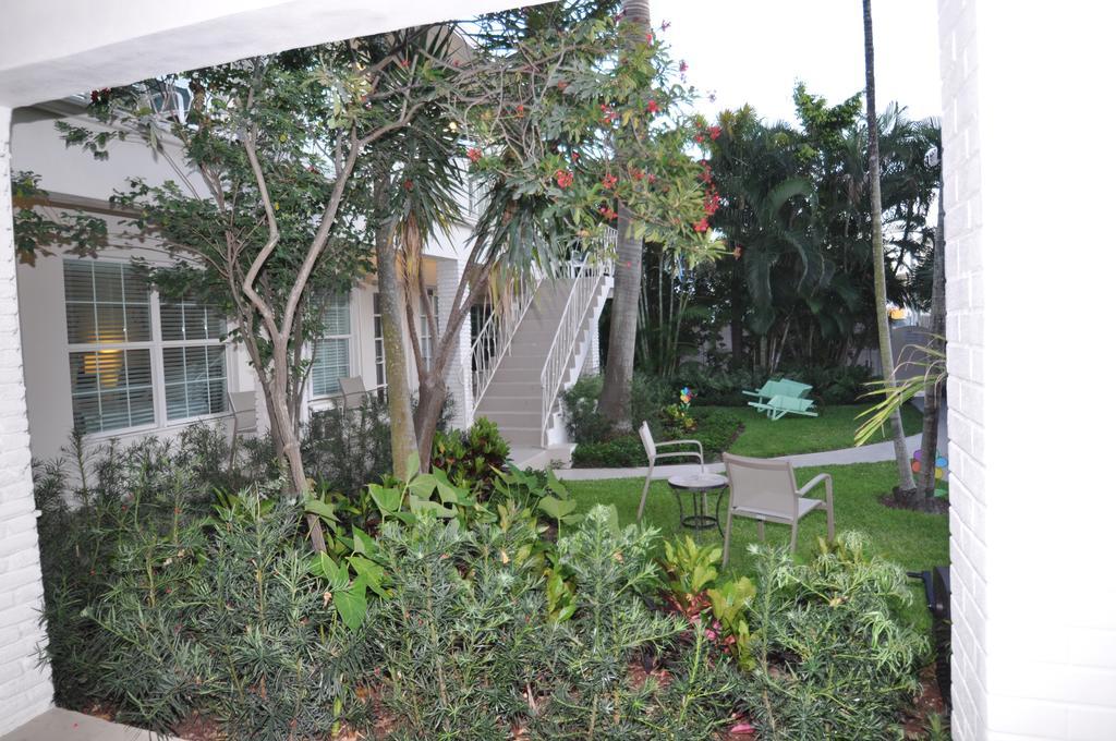 Grand Palm Plaza Hotel Fort Lauderdale Exterior photo